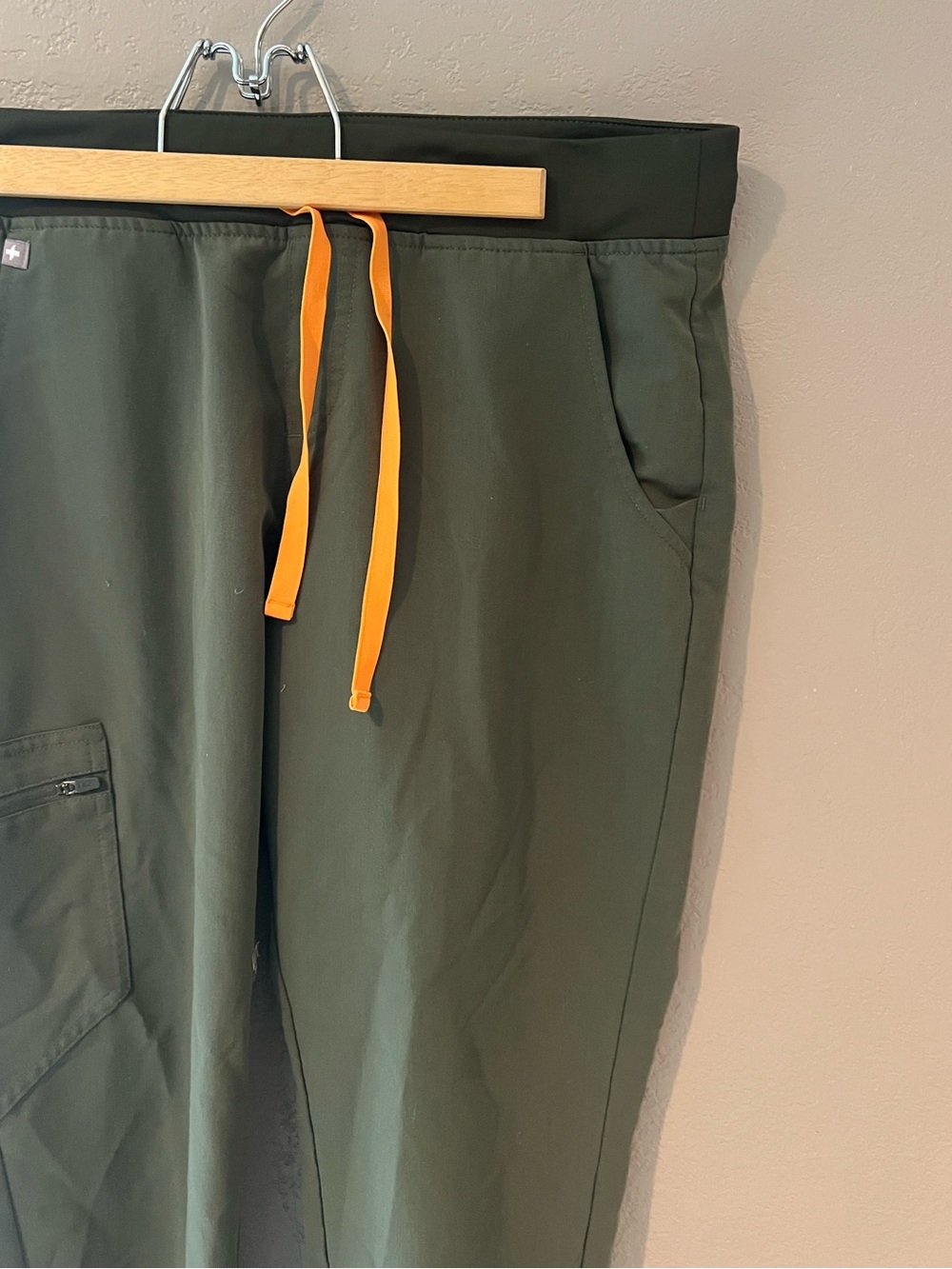 Figs Olive Green Jogger Scrub Pant - Picture 2 of 9